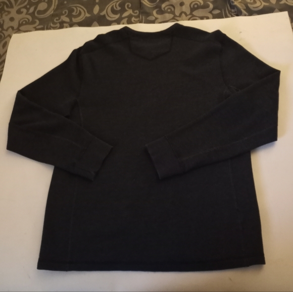Eddie Bauer Long Sleeve Crew Neck - Picture 4 of 6